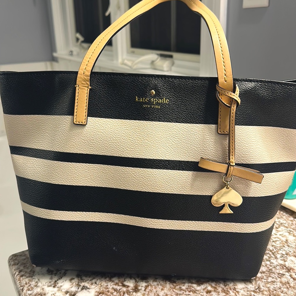 Kate Spade Bag. Gently used.